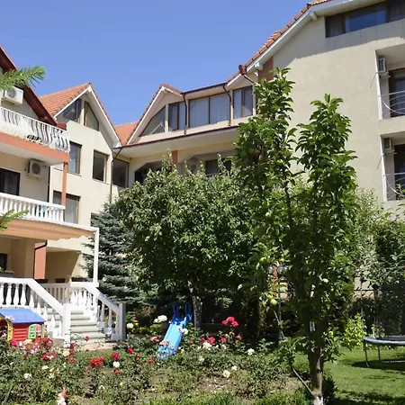 Guest house Marinn 1 *